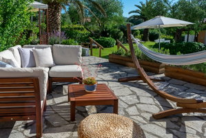 Hotel Kapella Apartments cazare Glyfada