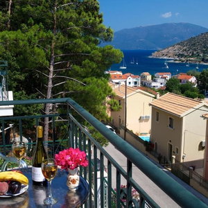 Hotel Faos Luxury Apartments cazare Sami