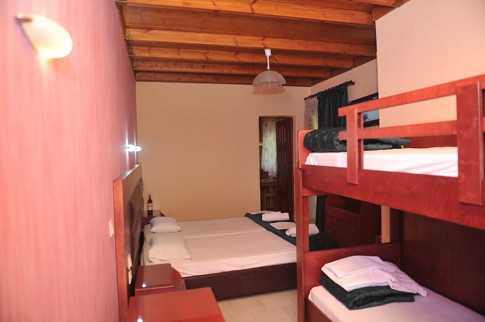 Kerkyra Studios & Apartments