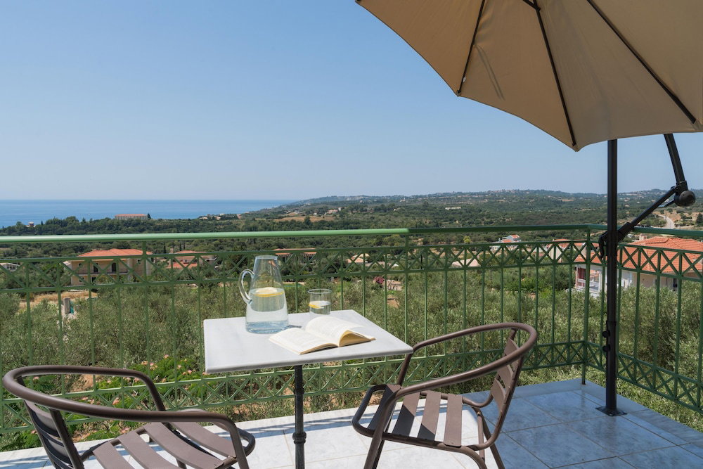 Hotel Captain's Apartments In Olive Grove 2