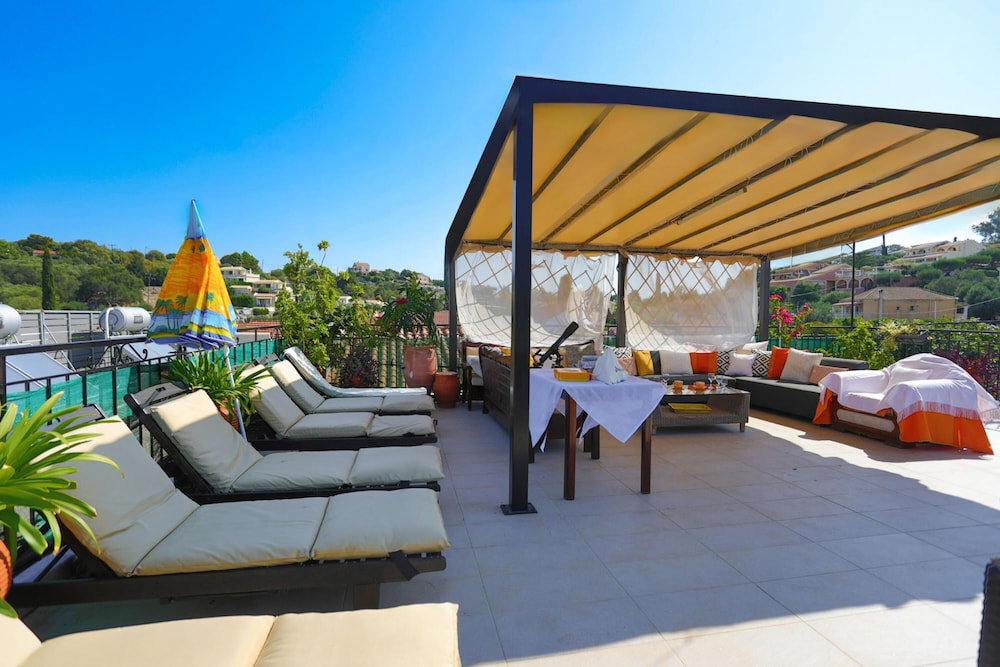 Hotel Angela Apartment In Kassiopi