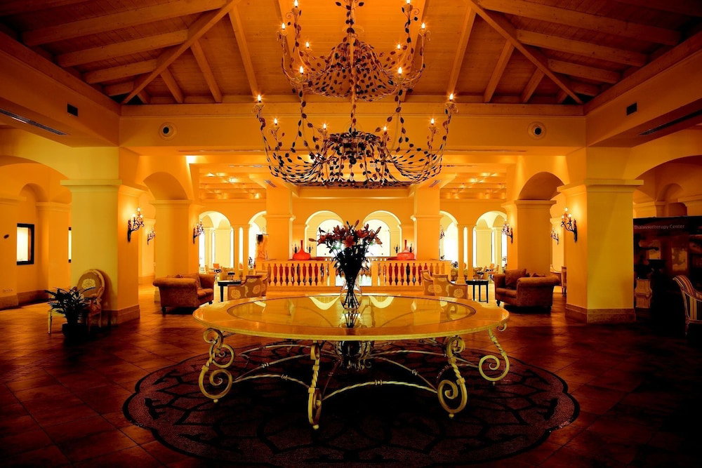 Hotel Grecotel La Riviera