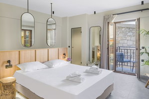 Hotel Achatis Suites cazare Limin Khersonisou