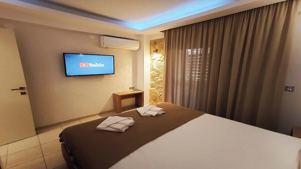 Hotel Elisa Luxury Suite In Nea Flogita
