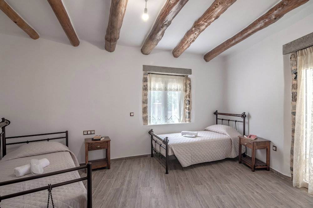 Sellia Stone House - Your Summer Retreat