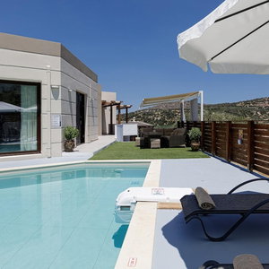 Hotel Villa Chnaris - Private Pool And Sauna cazare Perama