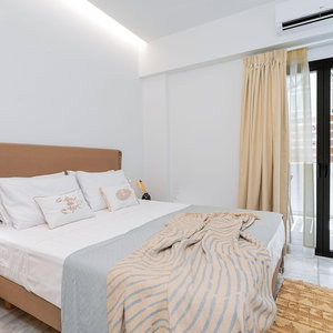 Hotel Inia Apartments cazare Pyrgadikia