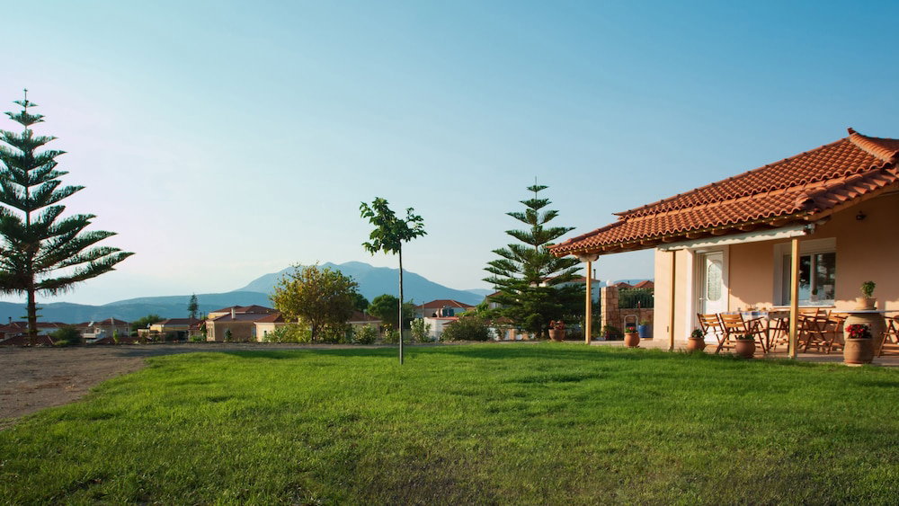 Hotel Laconia Domus - Papadianika