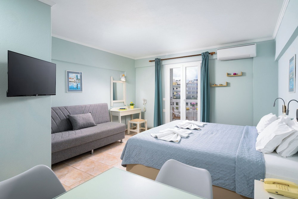 Hotel Aris Studios