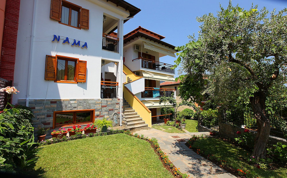 Hotel Nama