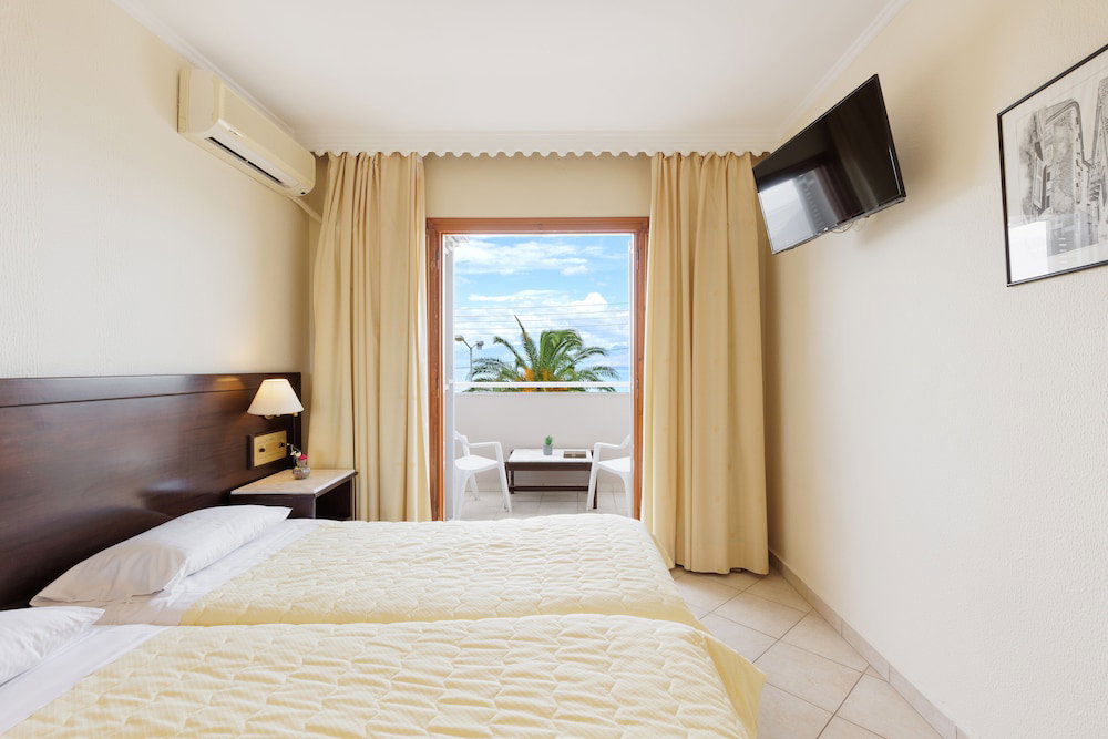 Aphrodite Beachfront Hotel