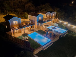 Hotel Reiki Luxury Villas cazare Peroulades