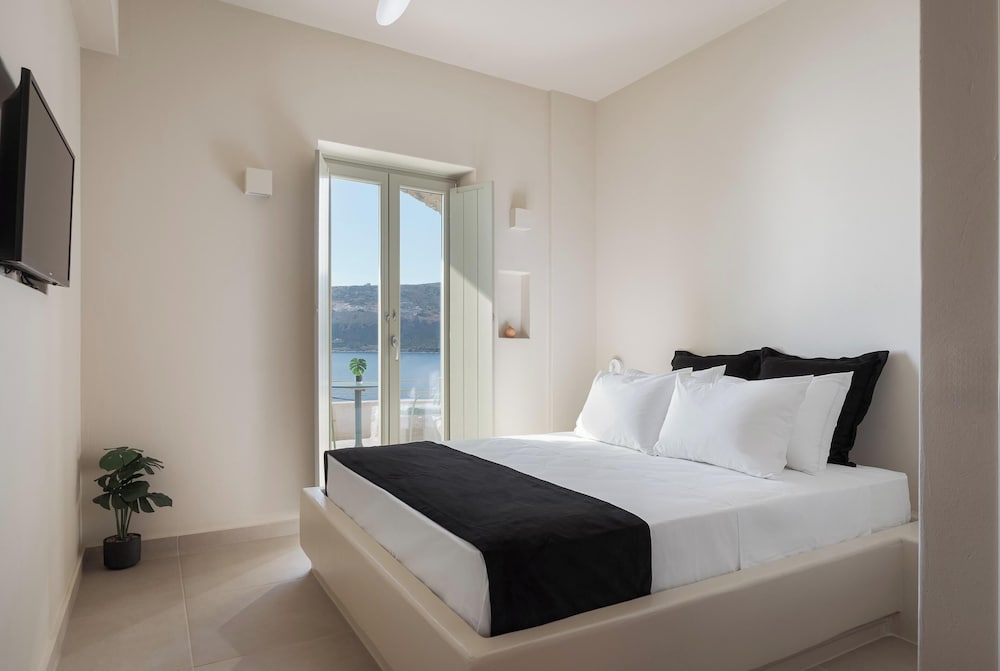 Yerma Suites Limeni