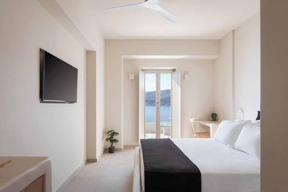 Yerma Suites Limeni