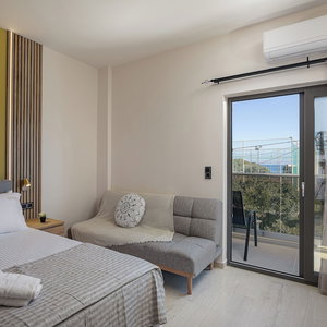 Hotel Mayom Luxury Studios cazare Pyrgadikia