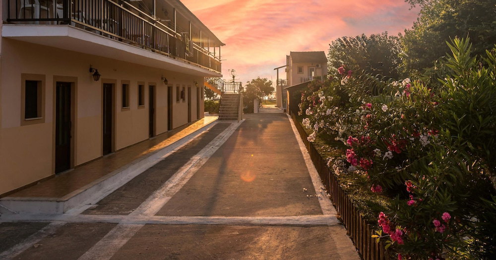 Saint Peter Bay Aparthotel By Konnect
