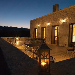 Hotel Kamares Villas cazare Areopoli