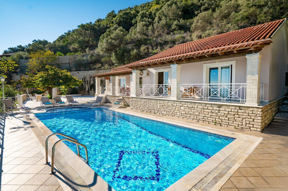 Hotel Villa Fantasia In Katavolos