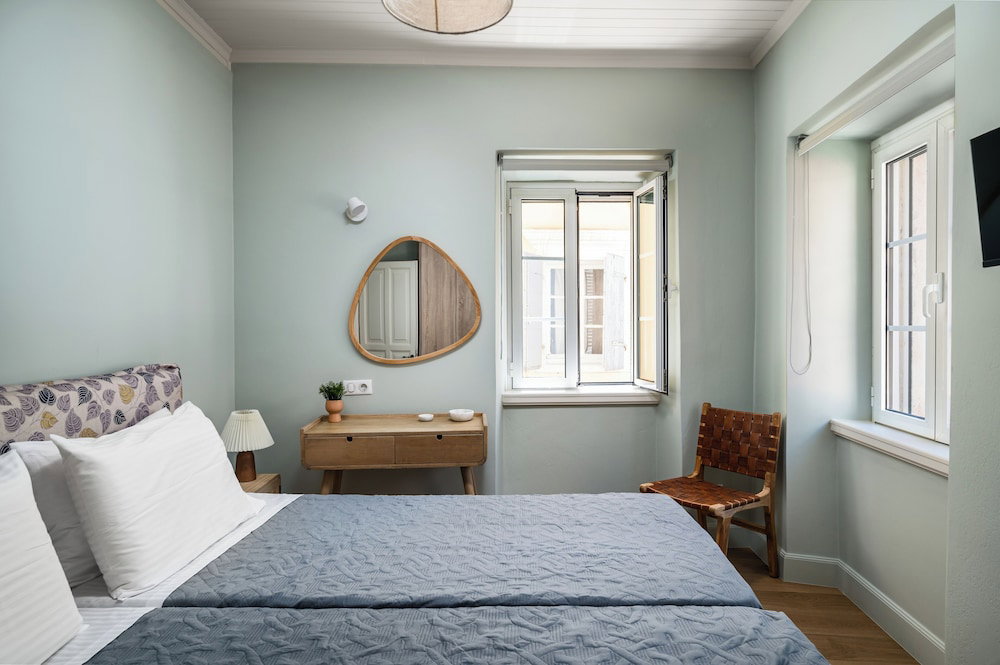 Hotel Porta Suites By Konnect, Old Corfu Town