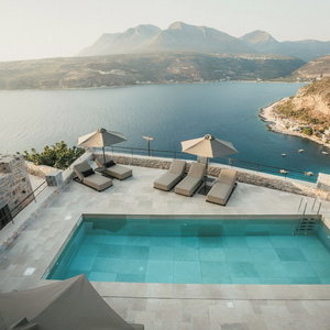Hotel Nest Limeni cazare Areopoli