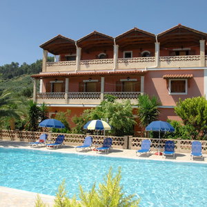 Hotel Anemomylos Studios cazare Vasilikos