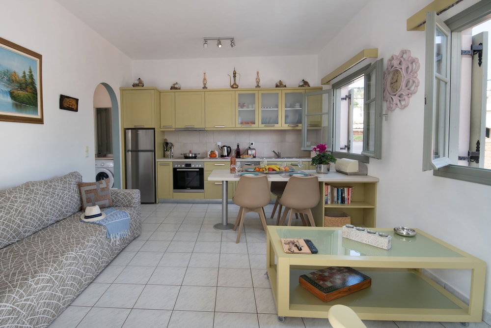 Hotel Dora I Studio - Cozy With Bay View