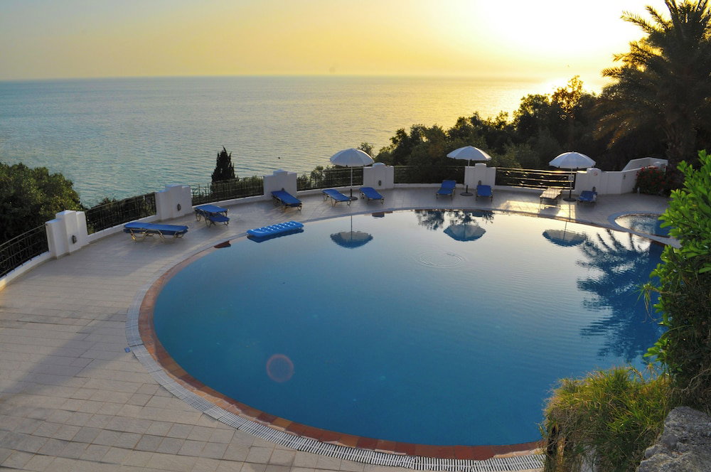 Hotel Holiday Apartments Maria With Pool And Panorama View - Agios Gordios Beach 1