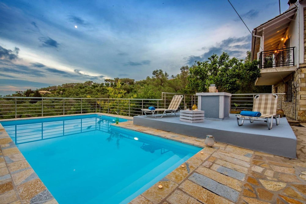 Hotel Angelina Villa - Four Bedroom Traditional Paxos Villa