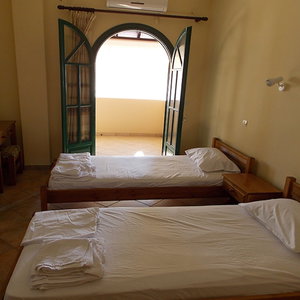 Hotel The Harmony - Beachfront Sea View Apartment cazare Agios Gordios
