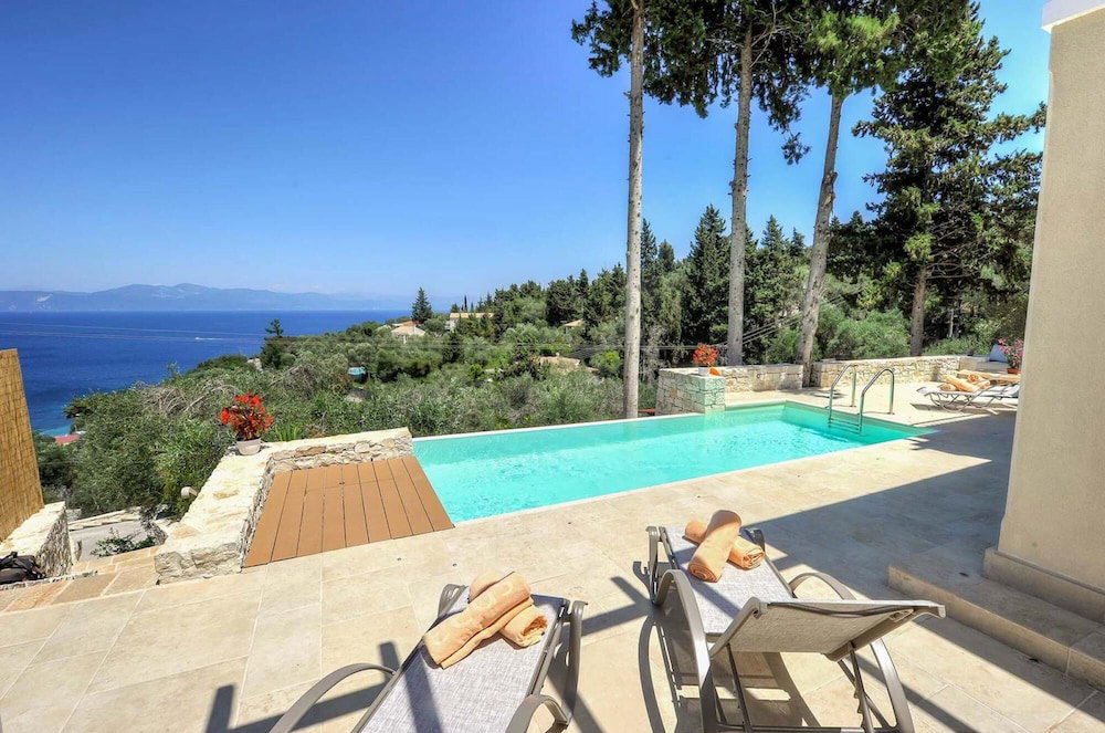 Hotel Apeiron I Villa - Instaworthy Views Ace Location