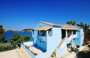 Hotel Agios Georgios - 2 Beds - Sleeps 4 - Free Parking cazare Agios Georgis
