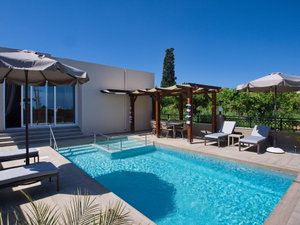Hotel Villa Andreas In Tavronitis cazare Kolympari