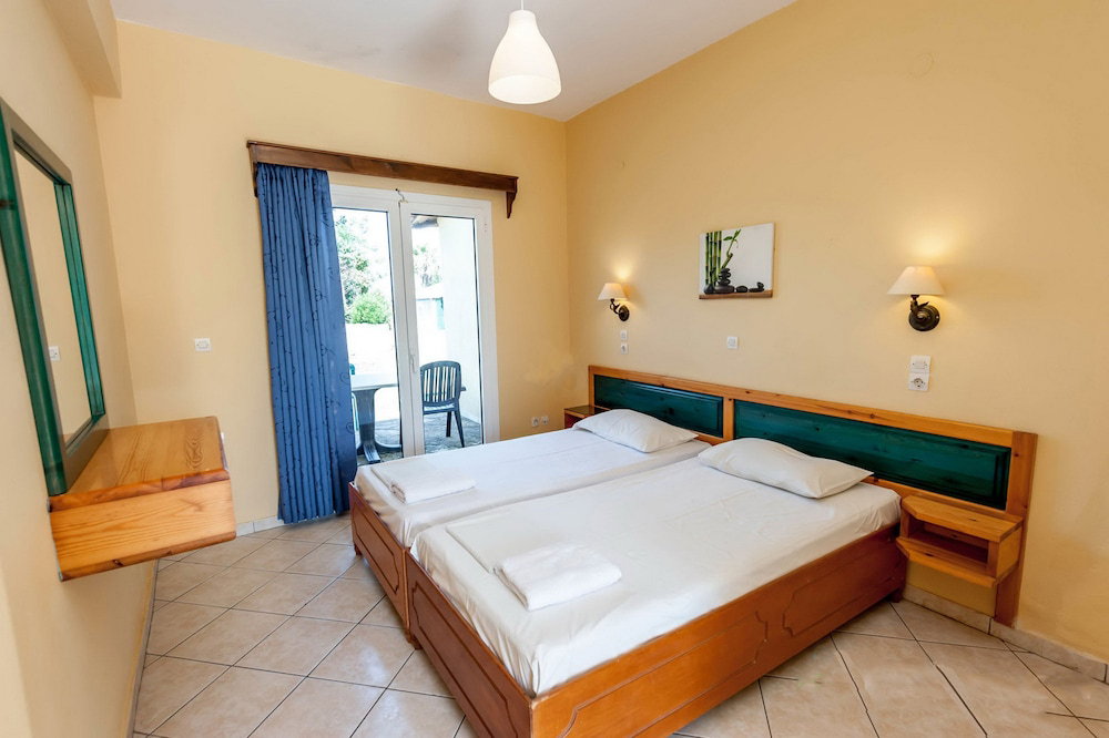 Koulouris Beach Hotel