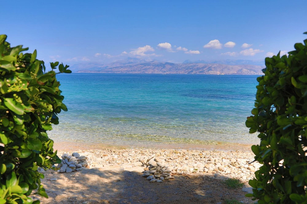 Beach Villa Varvara