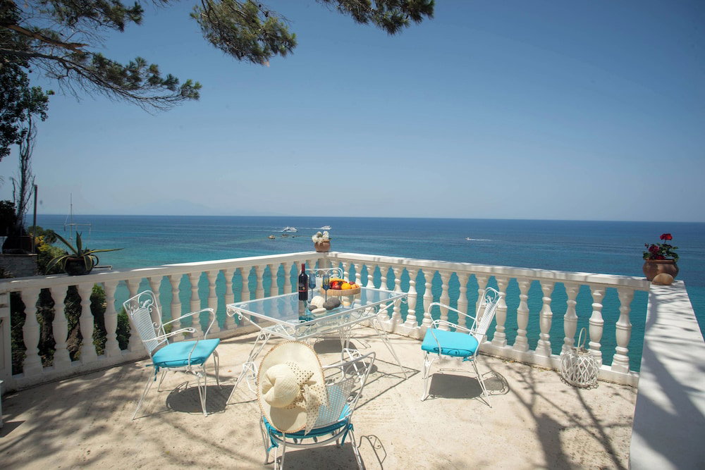 Hotel Sterre Of The Sea