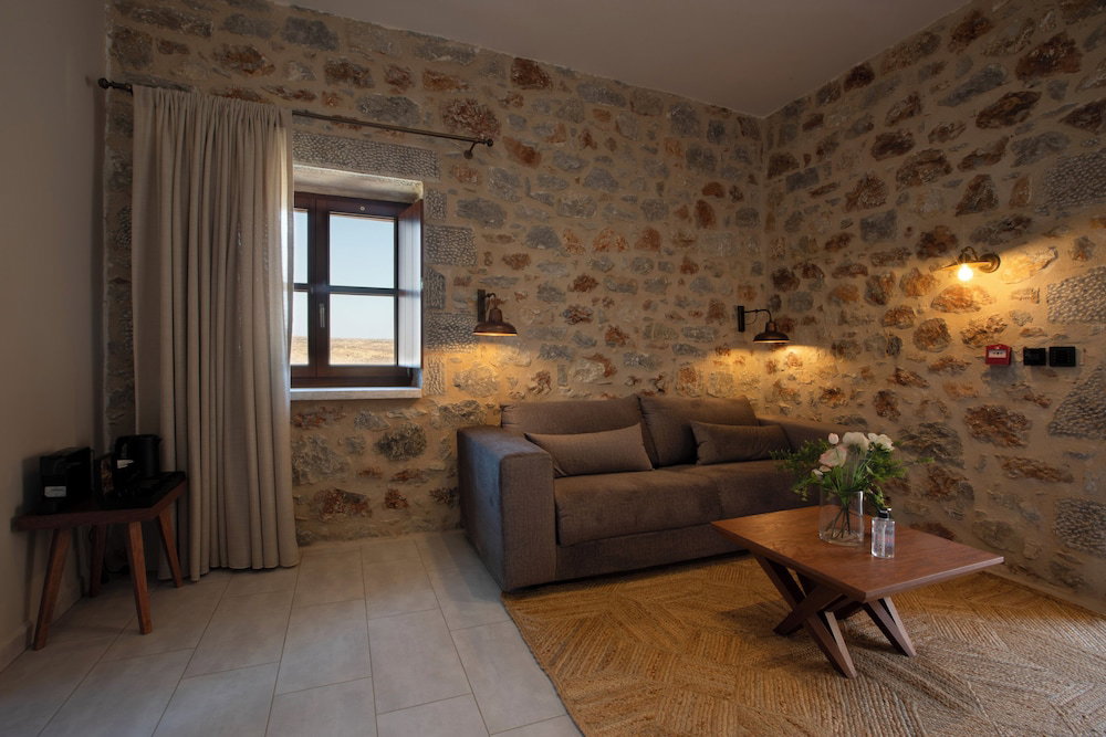 Anemos Suites Mani