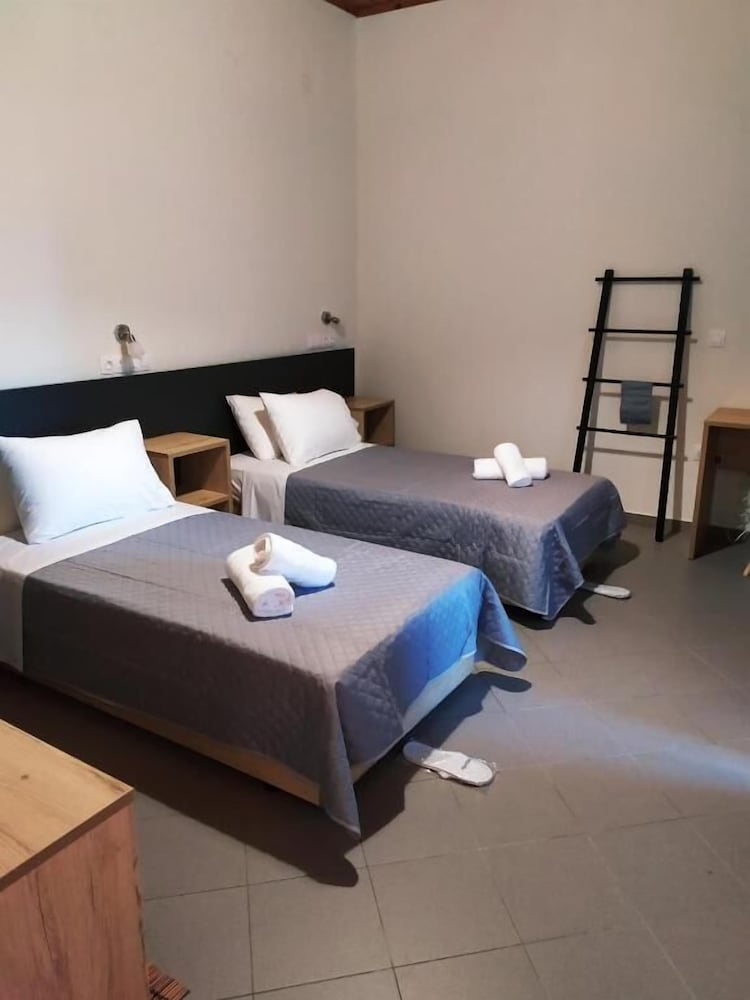 Riposo Studios And Apartments