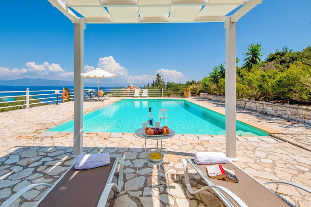 Hotel Villa Dionisis In Paxi