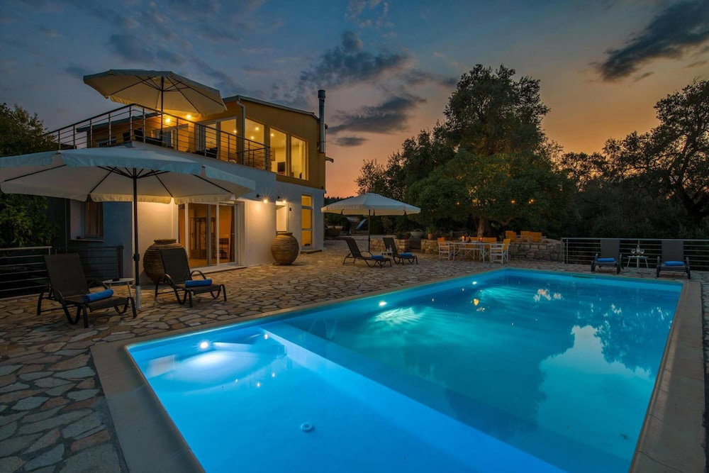Hotel Elisabetta Villa In Paxi