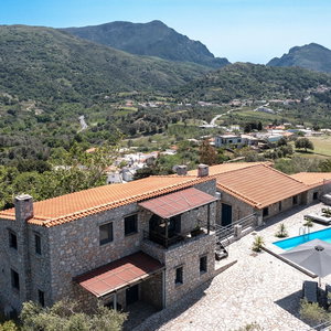 Hotel Rozare Villa cazare Ayios Vasilios
