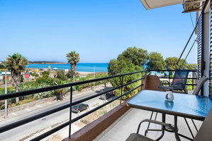 Hotel Sun Beach Apartment In Chania 15 cazare Chania