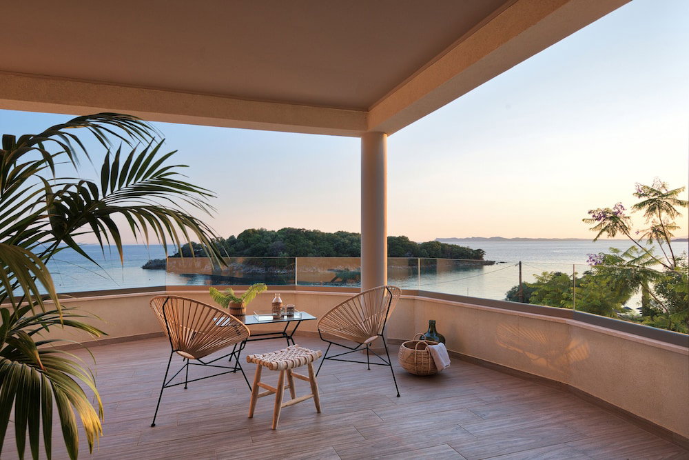 Hotel Prima Vista Beachfront Boutique Hotel