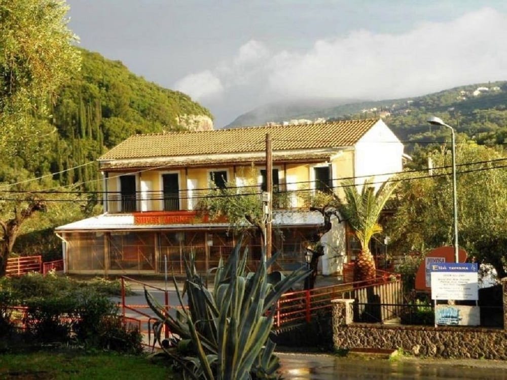 Hotel Anemona Studios