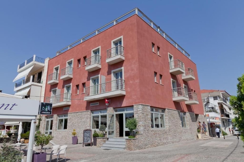 Hotel Astros Beach Hotel