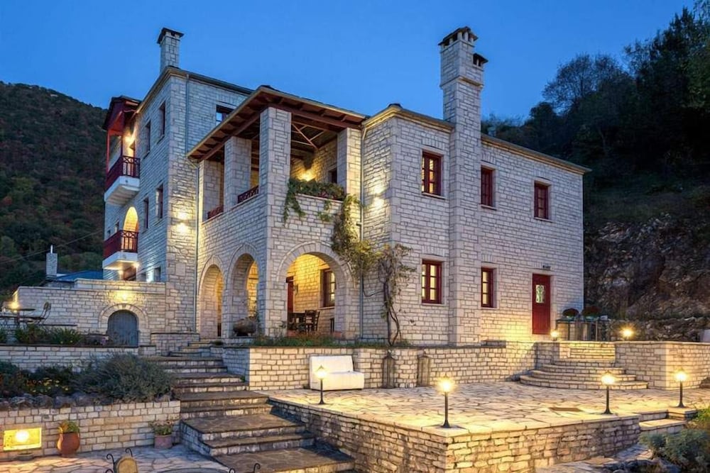 Hotel Meliteion Traditional Hotel
