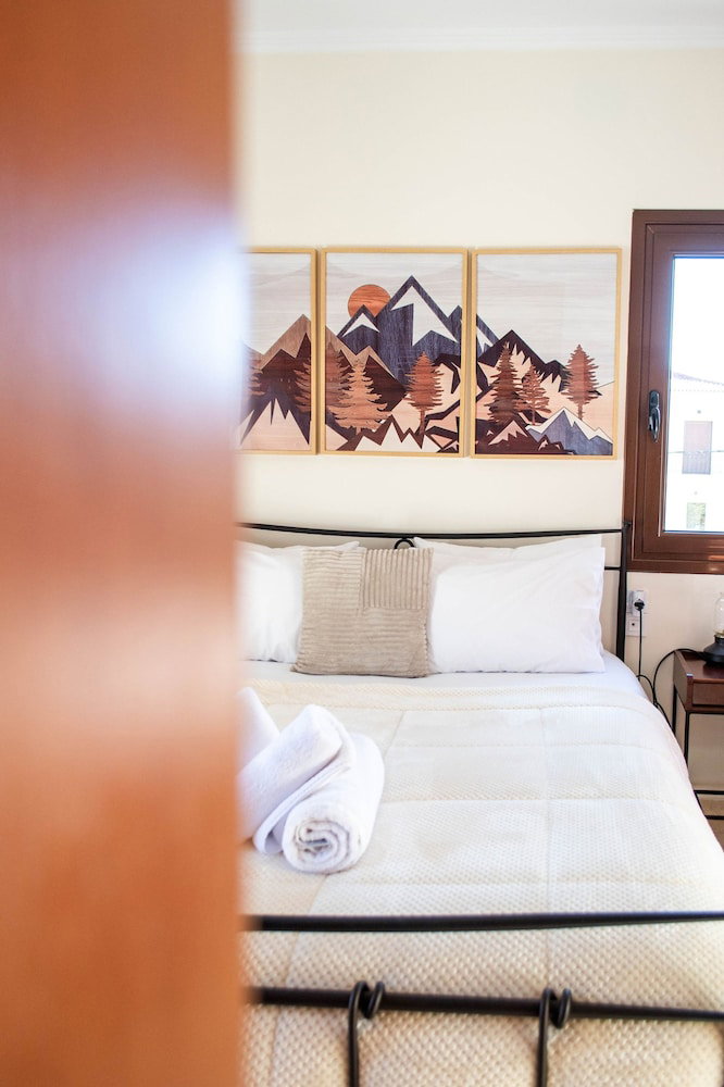 Hotel Rokani Studio I At Kalavrita Center