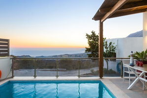Hotel Saktouris Villa cazare Ayios Vasilios