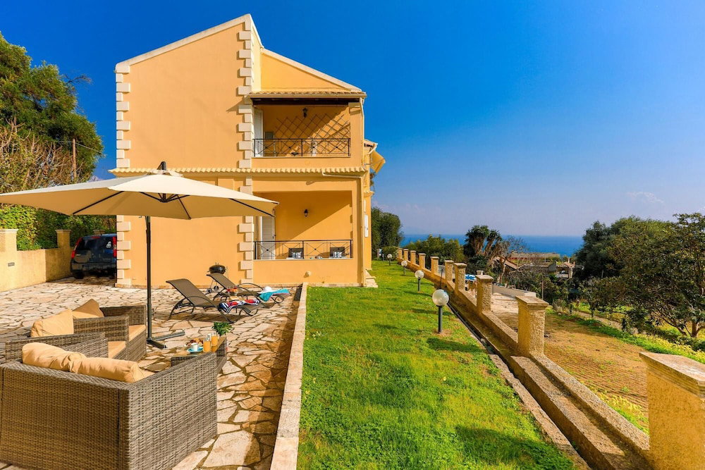 Hotel Villa Seasunrise In Perama