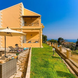Hotel Villa Seasunrise In Perama cazare Perama