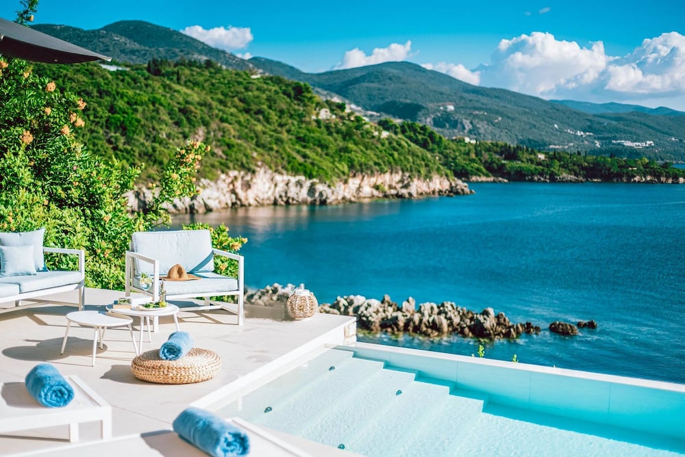 Hotel Villa Oikos Syvota In Igoumenitsa